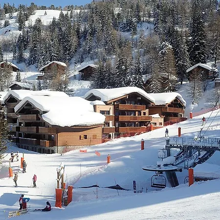 Lagrange Les Edelweiss Aparthotel 4*