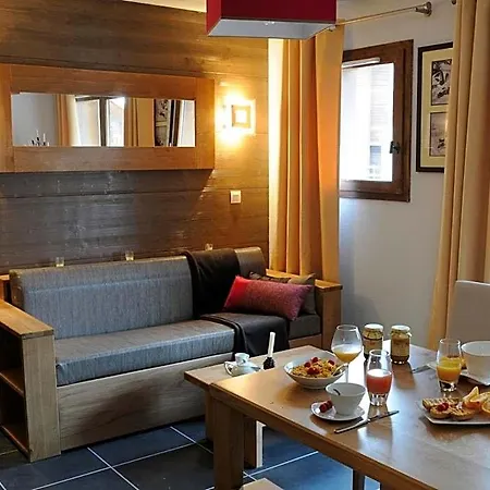 Apartahotel Lagrange Les Edelweiss 4*